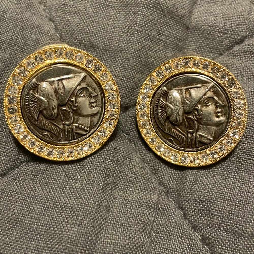 Ben Amun stud earring